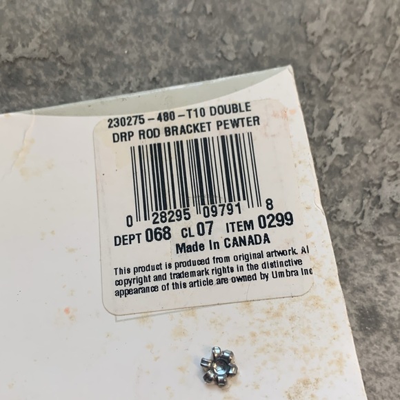 Double drapery rod brackets - Picture 3 of 4